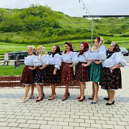 Evenimente Edelweiss Hotel Izakonyha Kültér fotó